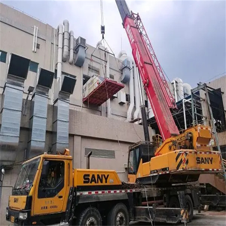 蓝山租赁大型汽车吊，助力工程项目高效进行