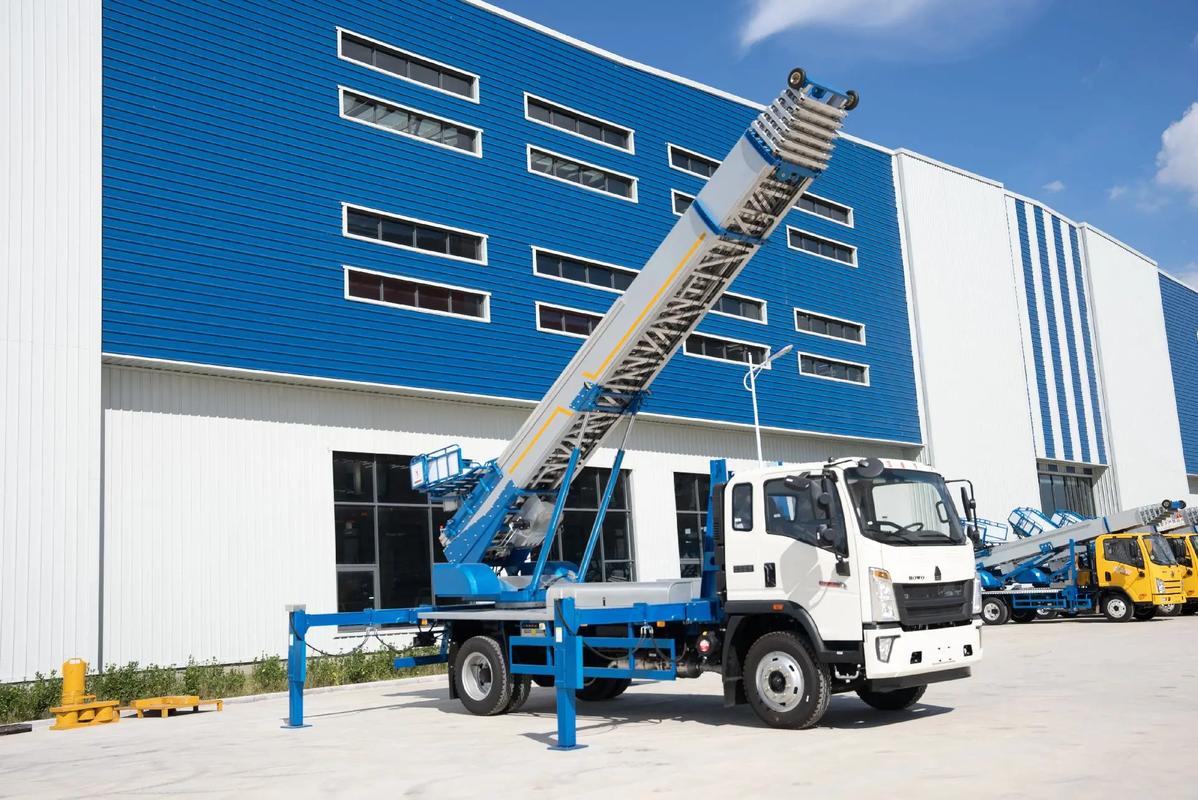 蓝山小型云梯车上料车租赁多少钱